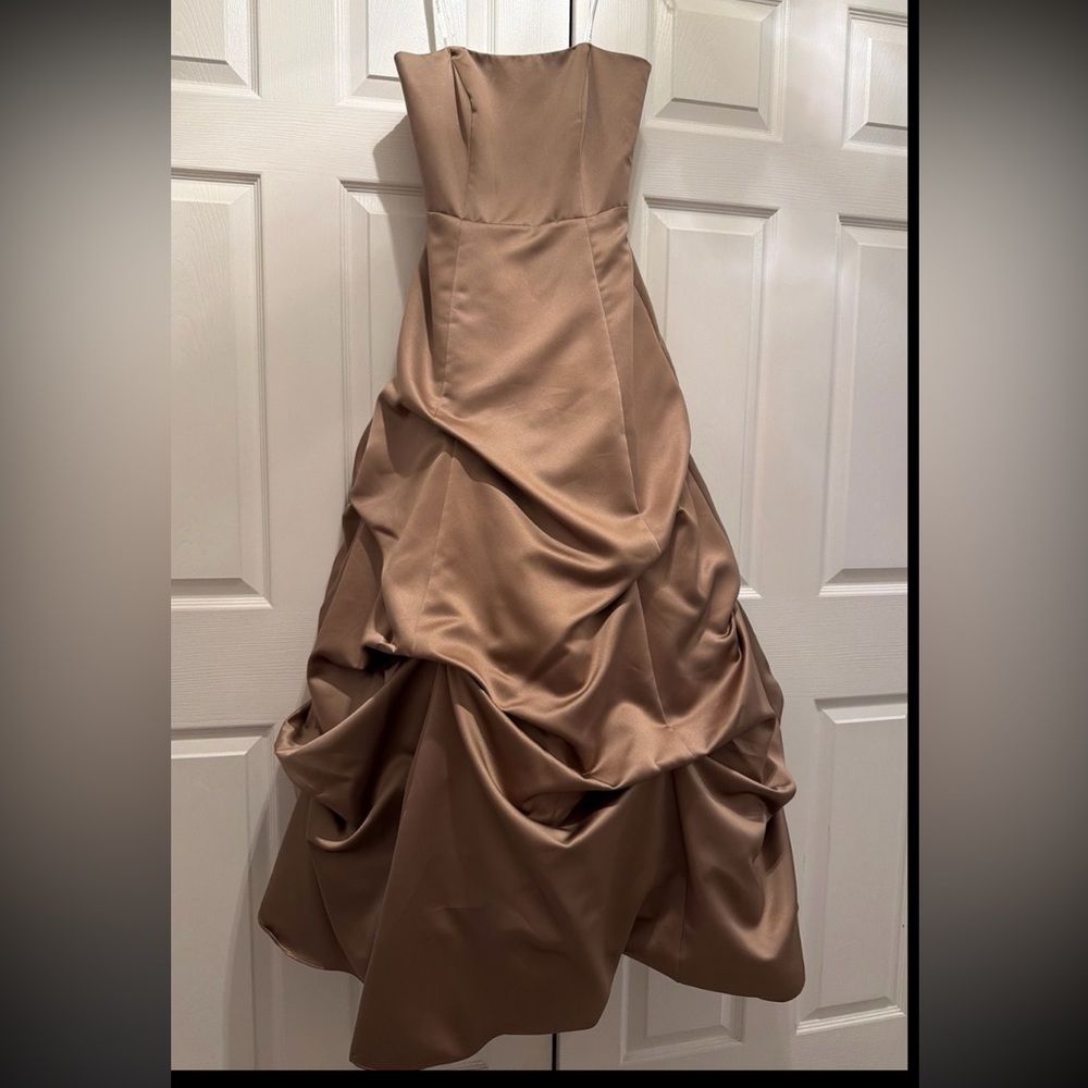 David's Bridal Strapless Satin Ball Gown in Taupe; Size 4
